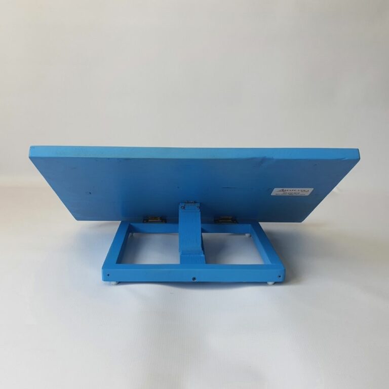 Second image of Standard Blue Marking Desk